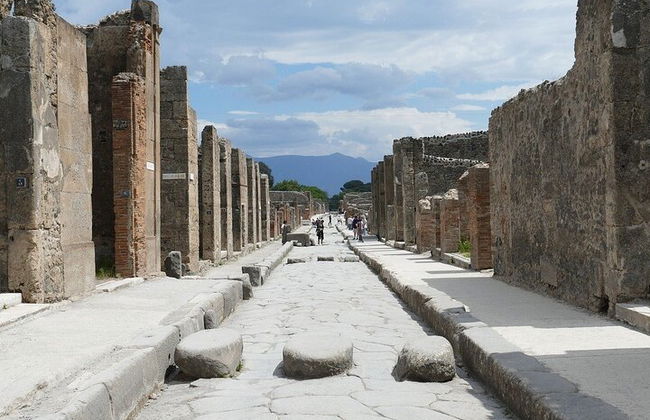 Sorrent: Halbtagestour zu den Ruinen von Pompeji - Foto 7