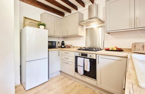 Oakworth 3 Bed Cottage, Sleeps 5, Haworth, Brontë - Foto 3