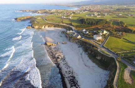 Costa SPA Piscinas de lujo - Playa las Catedrales - Foto 7