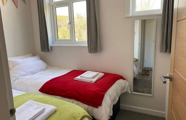 Worthing Beach 180 - 2 bed Seafront With Parking - Foto 5