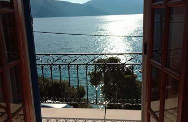 Fey's House waterfront - Φισκάρδο - Photo 7