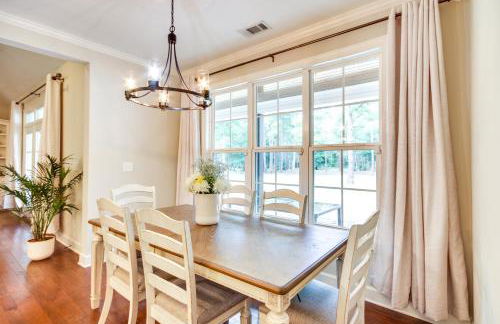 Stylish Hephzibah Home with Fire Pit and Theater Room! - Foto 3