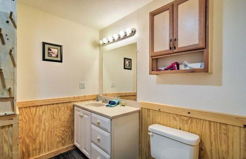 2 Mi to Schuss Mtn! Northern Retreat with Game Room - Foto 38