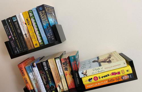 Fabulous 2 bed Historic Ground floor apartment Belper with free car parking next to property - Foto 44