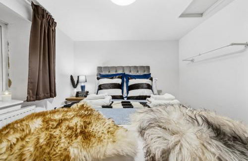 Knole Stylish 3BR House w Garden, Parking Near Cribbs and M5 by AltoLuxo Short Lets & Serviced Accommodation - Foto 10