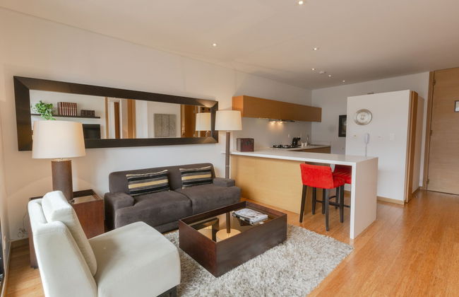 93 Luxury Suites & Residences - Photo 11