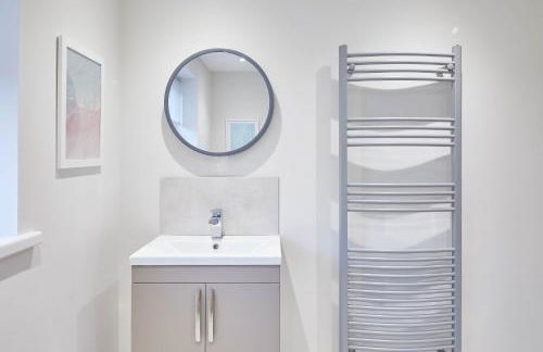 Host & Stay - 'Salty' Seaview - Foto 33