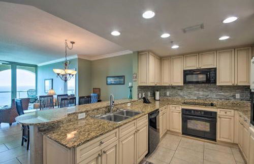 Pensacola Beach Resort Condo with Beach Access! - Photo 3