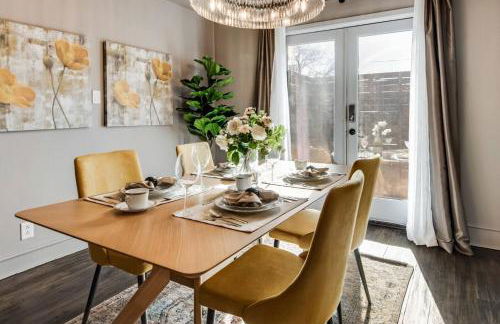 Spacious 2-Bed Dallas Condo Patio Resort Pool - Foto 5