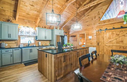 Great Smoky Mountain, Hot Tub, Mins to Dollywood - Foto 17