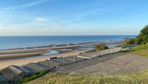 Lovely 1 bed flat 200 metres from beach - Foto 3