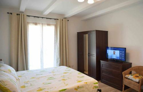 Casa Montefiore 13 Girasoli LT nella tranquilla campagna Marchigiana - Foto 16