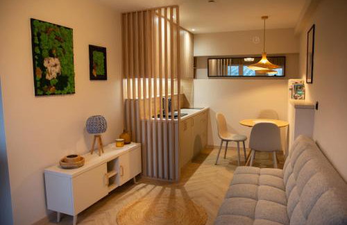 Barbara 76 - Photo 3