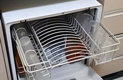 Casa com PiSCiNa, BaNHeiRa e A/C- Centro de Joinville - Foto 36