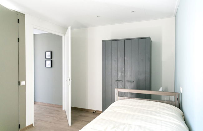 Bungalow in Netherlands With Garden Terrace - Foto 8