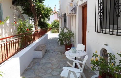 Roula's Studios - Foto 13