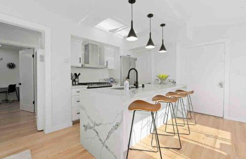 Brand New Ocean-View Beach Home Steps to the Sand! - Foto 5