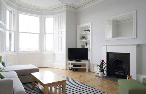 Stylish City Centre Apartments - D Terrace Residence - Foto 3