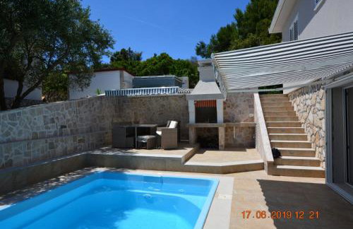 Dreamlodge - Luxe Dalmatian Villa, private pool, parking, mooring, breathtaking sea & mountain view, at 150 m from idyllic private beach - Foto 37