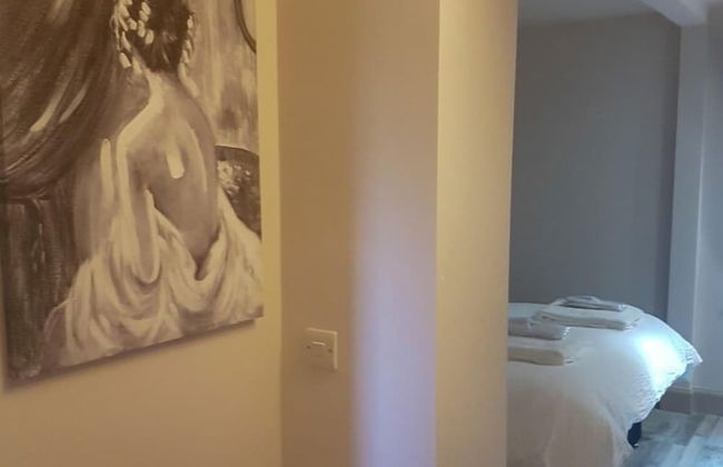 Apartment 19 - Photo 5