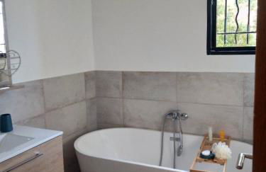 VILLA I BAGHI - sans vis-à-vis au calme - Foto 3