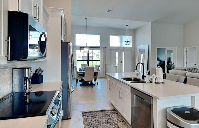 Calm Waters - Photo 10