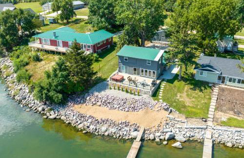 Lakefront Cabin with Patio and Views in Lake Norden - Foto 22