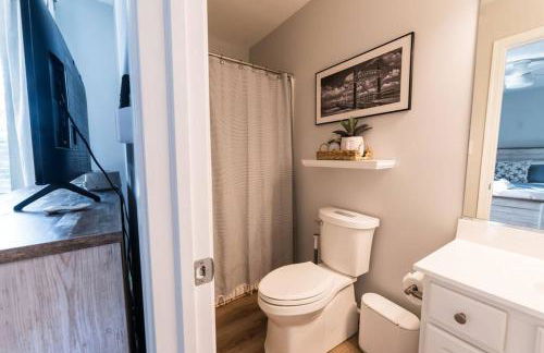 Somewhere On A Beach - 4 bedroom -Private Pool - Hot Tub - Fire Pit - Game Room - Horseshoe Pits - Walk to beach, Sound, arcade and go carts! - Foto 16