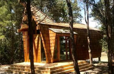 Romantic Cottage Rental on a Beautiful Farm in the Countryside near Austin, Texas - Photo 5