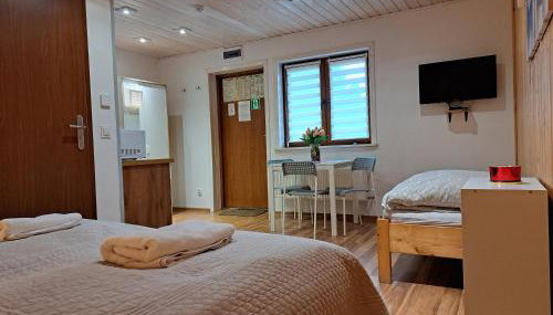 Noclegi Pod Modrzewiem - Foto 3