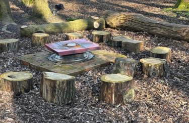 Unique Suffolk Cabin with Countryside Views - Foto 20