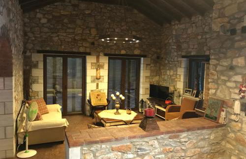 Petrines Villes Avramilias - Photo 36