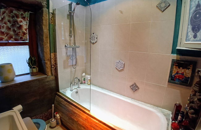 Eclectic Artists Cottage in Bohemian Hebden Bridge - Foto 15