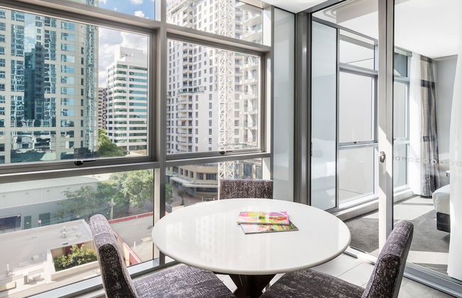 Meriton Suites Chatswood - Photo 42