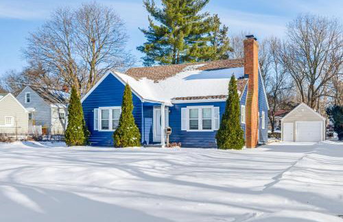 3 Mi to Hospitals Inviting Rockford Home with Yard! - Foto 24