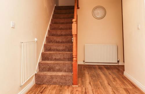 Stewart House - Photo 11