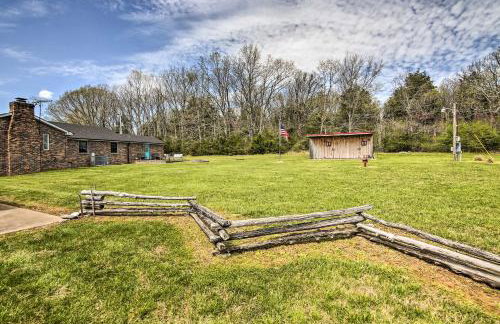 Country Home with Fire Pit 40 Mi to Nashville! - Foto 20