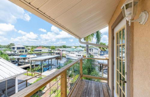 Waterfront St Johns River near springs with boat dock and water sports - Foto 4