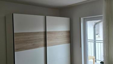 Moderne großzügige Wohnung zu vermieten - Foto 2