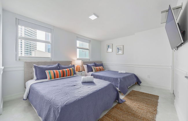 Sky High 31st Floor Condo W Parking - Foto 20