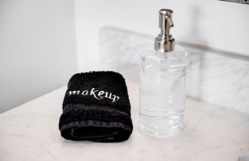 Top Floor Penthouse at the Historic Levy Building - Foto 13