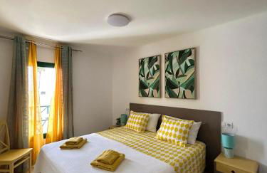 Sunny Corner, delux apartment vista mar and pool - Photo 18