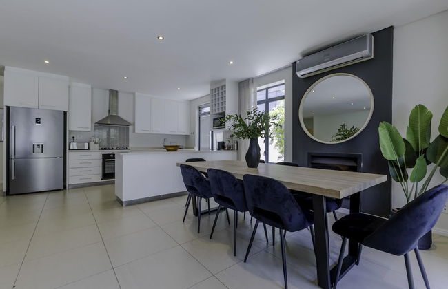 Newly Renovated 3 bed Apartment With Splashpool - 2283 - Photo 31