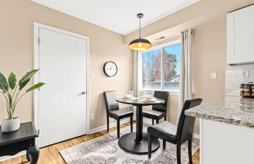 Brand New! 1BR Lower Flat near Downtown Roseville - Foto 14