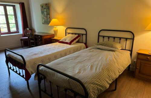 Gîte La Maison des Poètes de 1 à 6 personnes à Treigny Perreuse - Foto 28