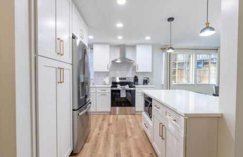 Ballantyne 3BR House, PrivateYard, Work Desk & 1 Gig Wi-Fi - Foto 37