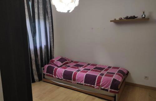 Très bel appartement 3 pièces + jardin + parking - Foto 3