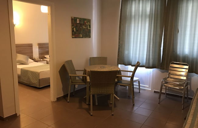 Narcis Apart Hotel - Photo 17