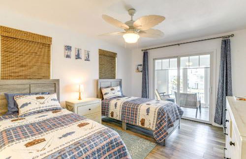 Waterfront Home with Deck and Pool in City-by-the-Sea - Foto 16