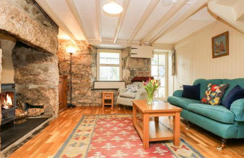 Gurnard's Cottage - Photo 2